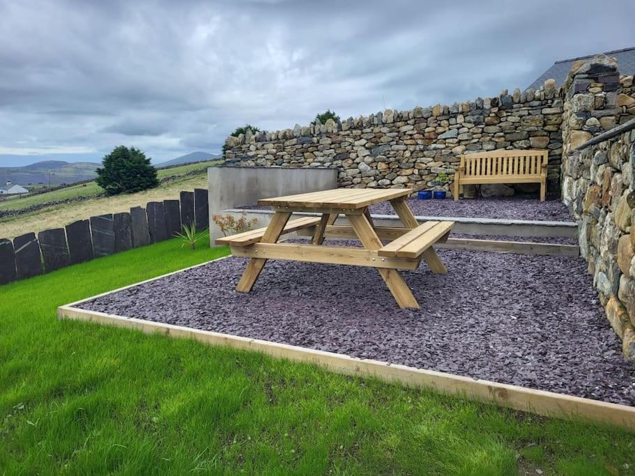 Amazing Coastal & Sunset Views In Eryri Villa Llanllyfni Екстериор снимка
